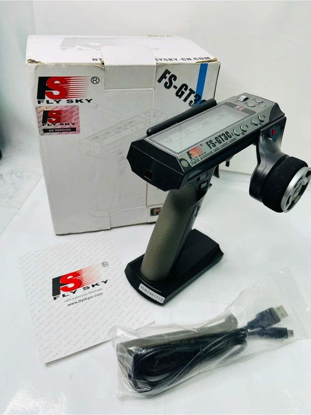 FlySky FS-GT3C 2.4GHz 3-Channel RC Transmitter - New Open Box - Pictures Tested